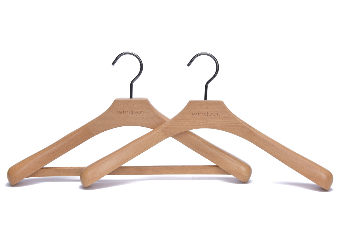 Grand Deluxe Sturdy Wooden Clothes Rack